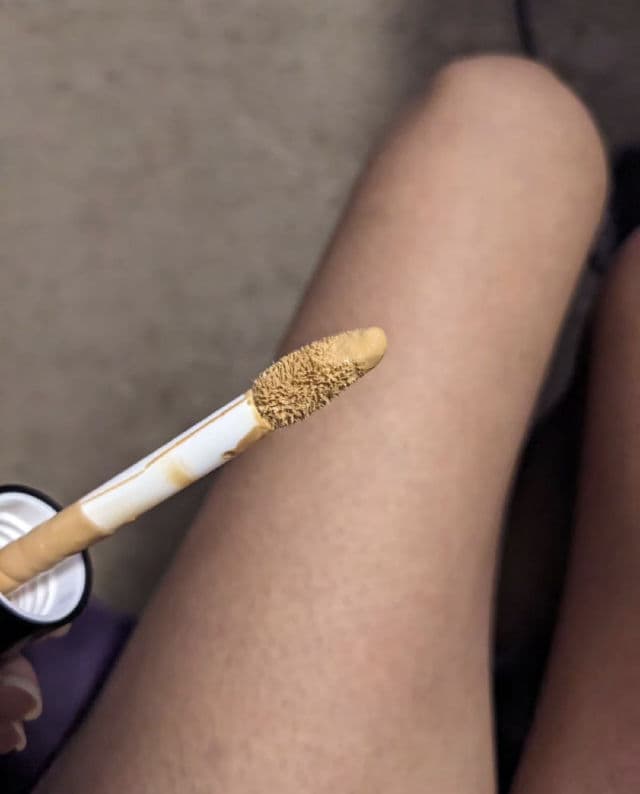 Keys Soulcare It's Like Skin 2-in-1 Concealer + Tint review photo by ChillinWithQuanie