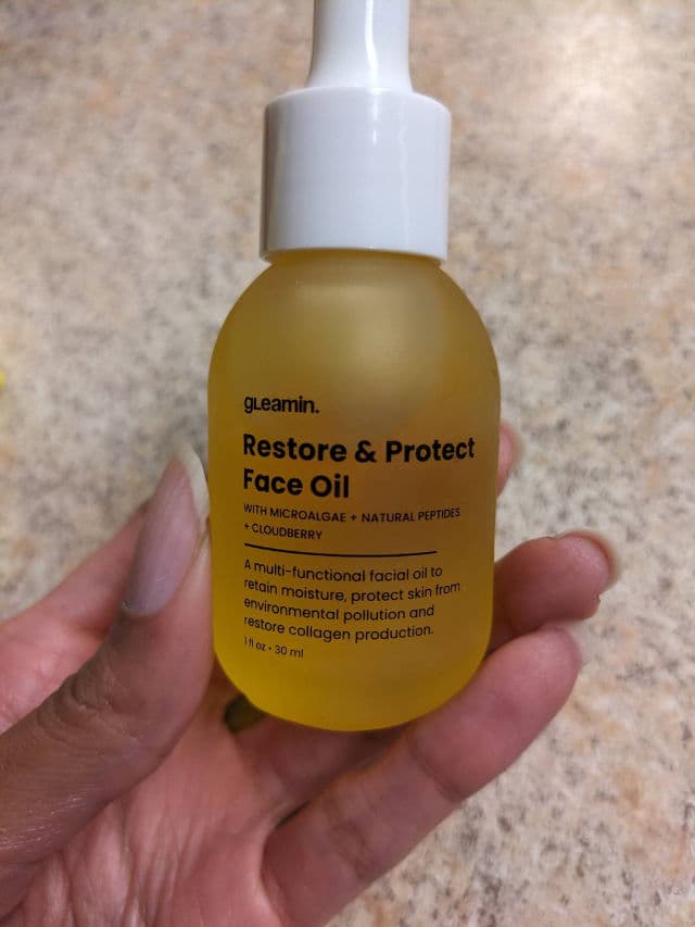 Gleamin Restore & Protect Face Oil review photo by ChillinWithQuanie