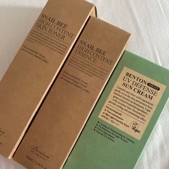 BENTON Air Fit UV Defense Sun Cream SPF 50+ PA++++ review photo by daisieskincare