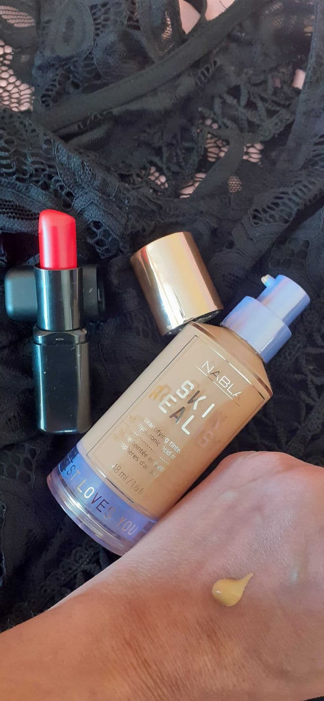 NABLA Skin Realist Beautifying Tinted Balm review photo by Maryandmore