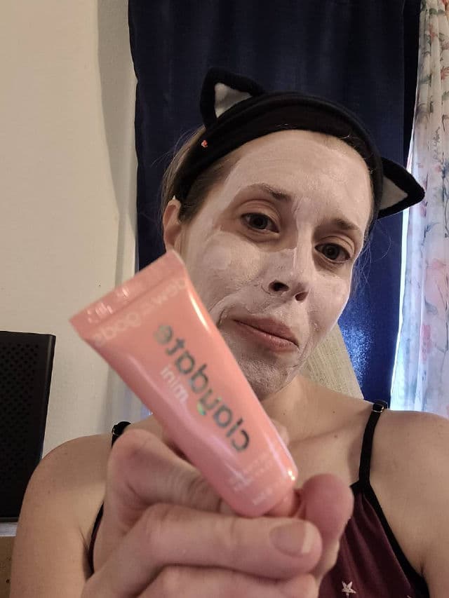 DEW of the GODS Claydate Healing Mask review photo by Rockinmomlife