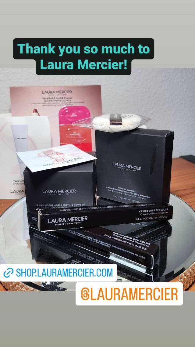 Laura Mercier Caviar Stick Eye Shadow review photo by Rockinmomlife