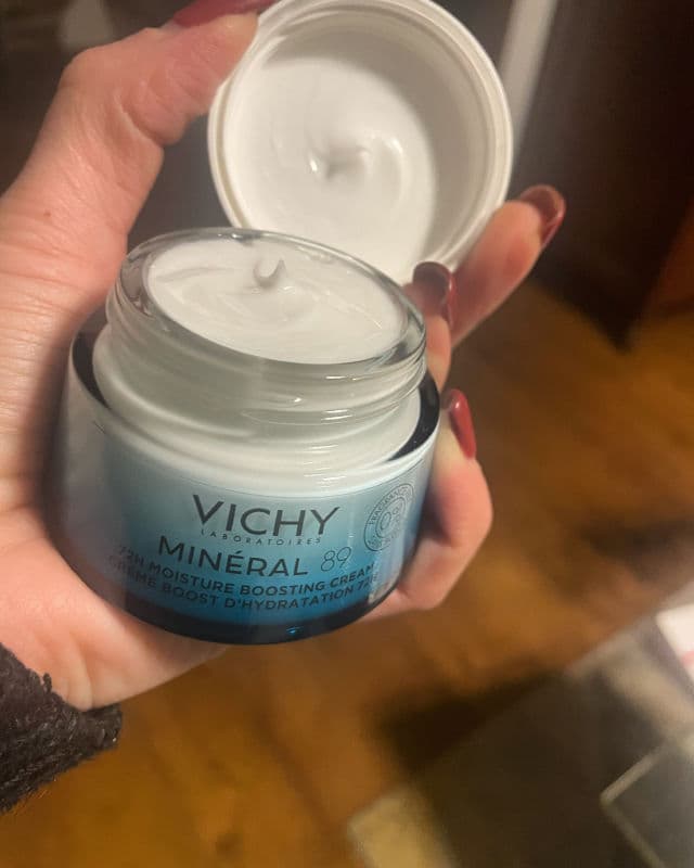 Vichy Mineral 89 72Hr Moisture Boosting Cream review photo by katiek82