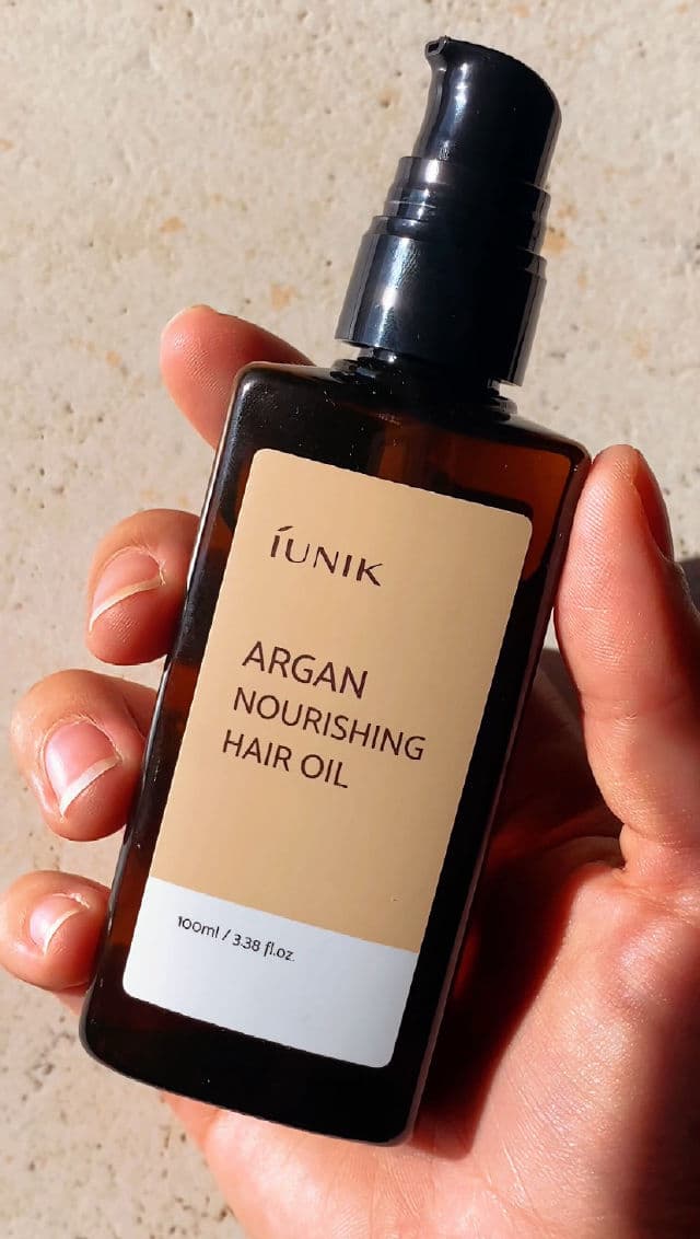 Iunik Argan Nourishing Hair Oil review photo by skinsupportco