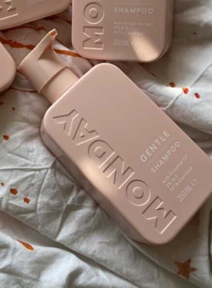 MONDAY Haircare Gentle Shampoo review photo by Amymiz3n