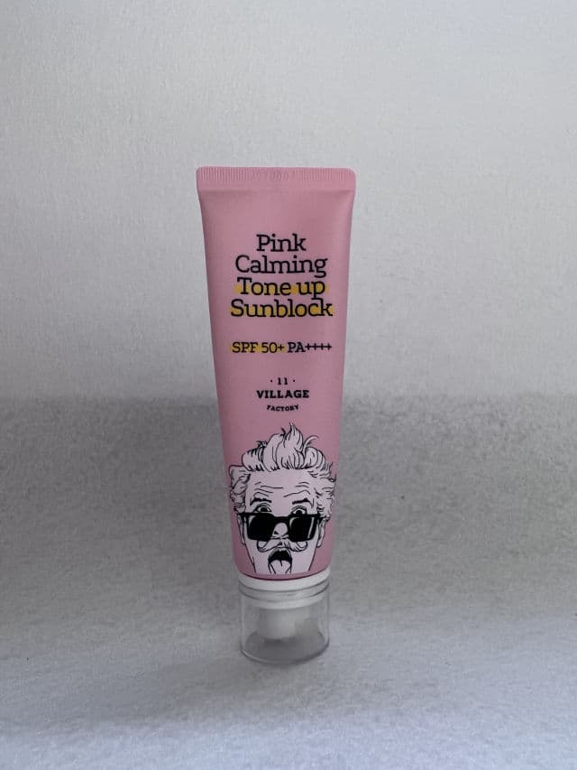 Village 11 Factory Pink Calming Tone Up Sunblock SPF 50+ PA++++. review photo by elfranxudiaz