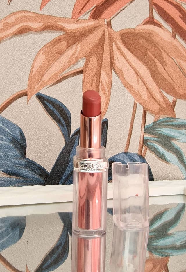L'Oreal Paris Glow Paradise Balm-In Lipstick review photo by TsvetiSp