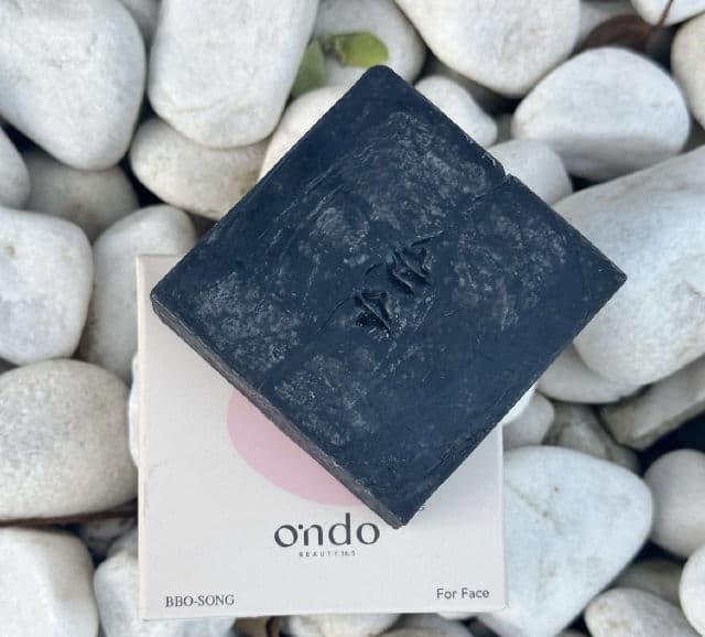 Ondo Beauty 36.5 Charcoal & Willow Purifying Cleansing Bar review photo by mybeautykarma