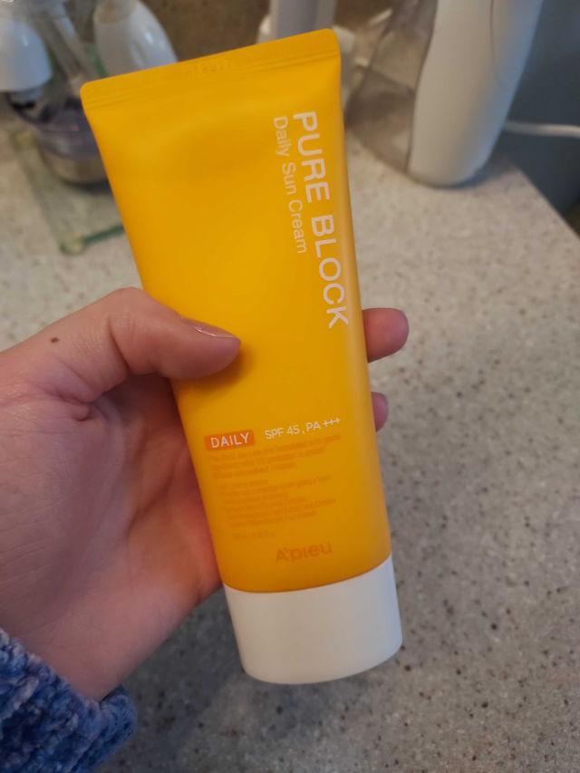 Pure Block Daily Sun Cream SPF45 PA+++ product review