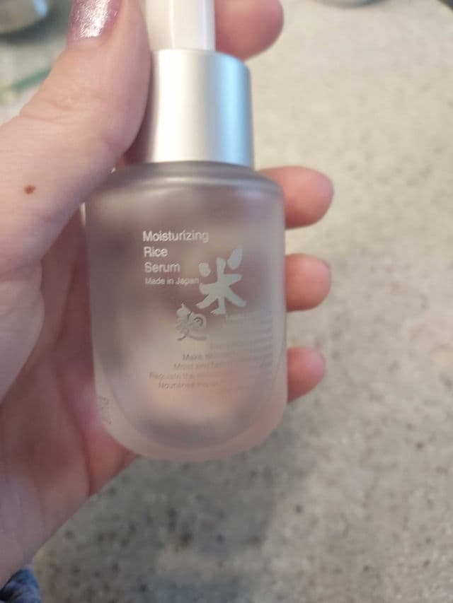 Mitomo Moisturizing Rice Serum review photo by bellanicole