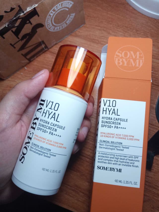 Some By Mi V10 Hyal Hydra Capsule Sunscreen SPF50+ PA++++ review photo by easyskincare