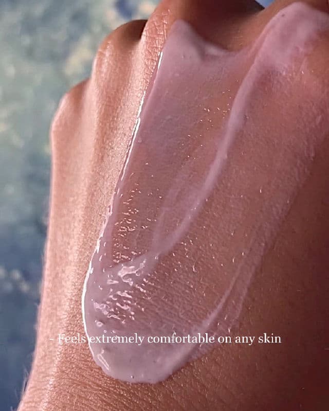 SKIN1004 Madagascar Centella Hyalu-Cica Water-Fit Sun Serum SPF50+ PA++++ review photo by tanyatss