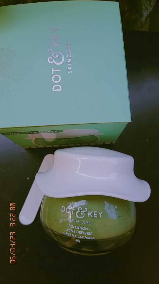 Dot & Key Pollution + Acne Defense Green Clay Mask review photo by skincareblogg1