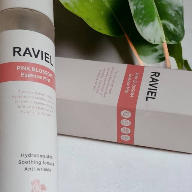 RAVIEL Pink Blossom Essence Mist review photo by skincareblogg1