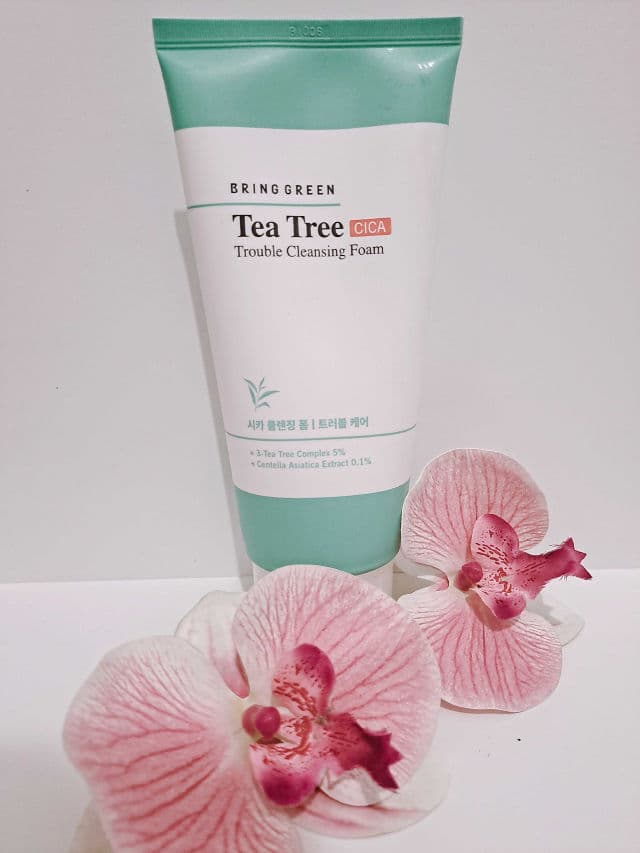 Bring Green Tea Tree Trouble Cleansing Foam  review photo by lelykakusuma