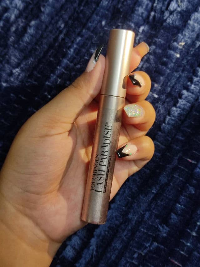 L'Oreal Paris Voluminous Lash Paradise Mascara review photo by skincarewithanjali