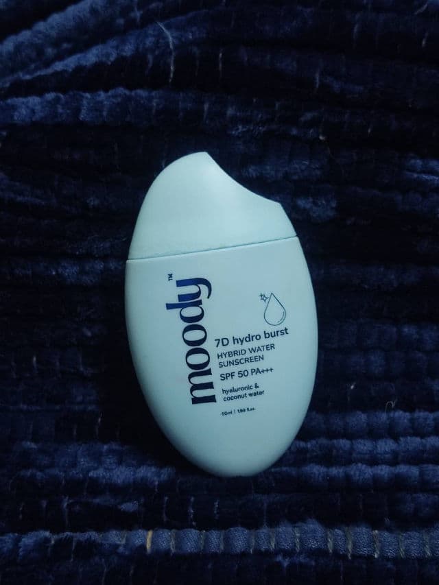 Moody Hydro Burst Water Sunscreen with SPF 50 review photo by skincarewithanjali