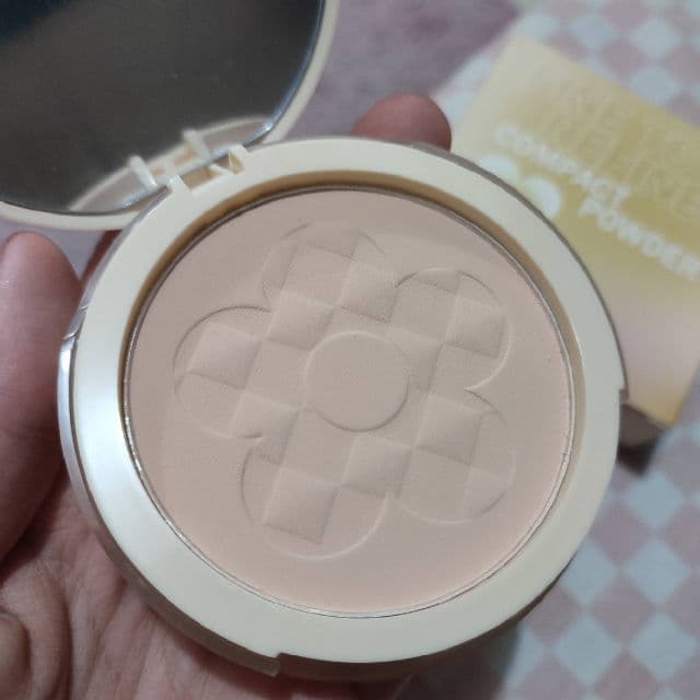 Barenbliss Fine to Refine Compact Powder review photo by Koemigee