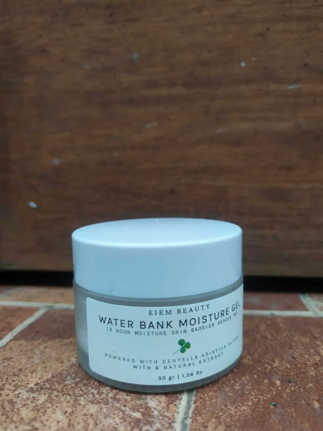 Eiem Beauty Water Bank Moisture Gel review photo by dhiaahakim