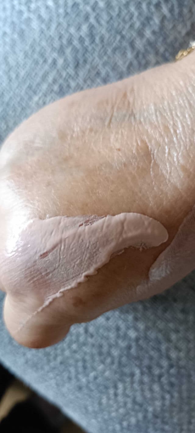 Mary&May Vegan Primer Glow Sun Cream SPF50+ PA++++ review photo by AROYERY