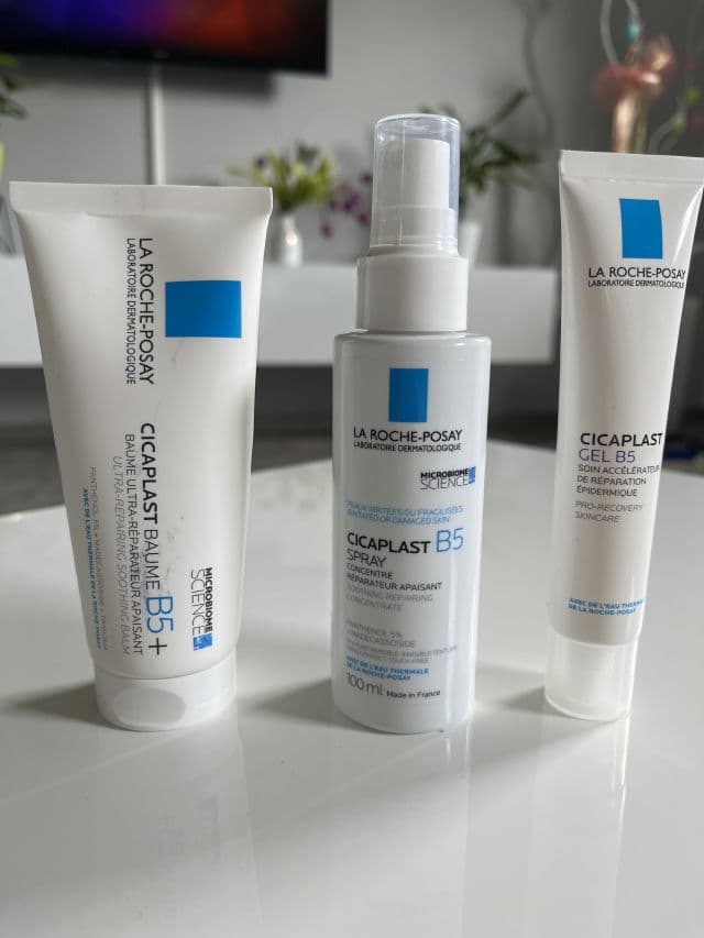 La Roche-Posay Cicaplast Gel B5 review photo by glowyskincarelover