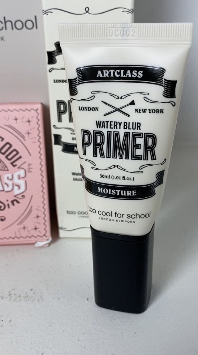 TOO COOL FOR SCHOOL Artclass Watery Blur Primer review photo by Waitingfirst