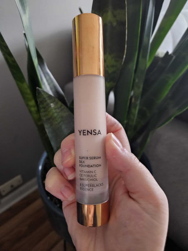 Yensa Super Serum Silk Foundation review photo by SammiChi