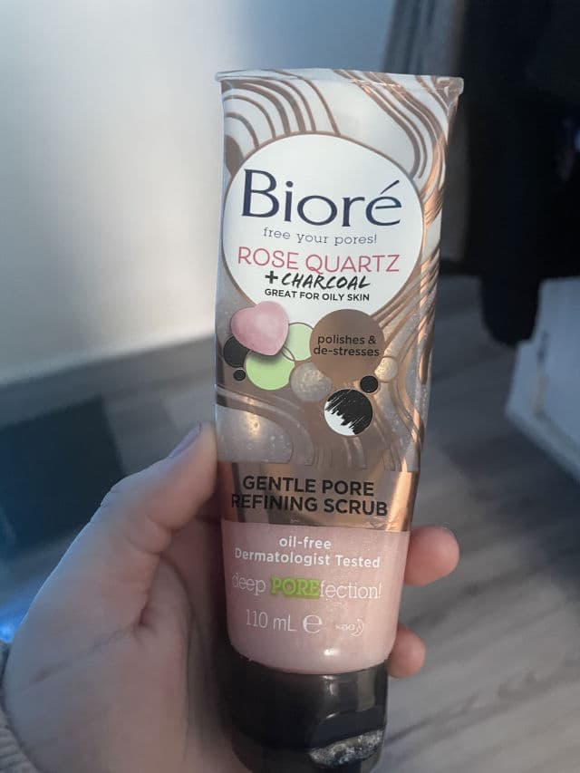Biore Rose Quartz+Charcoal Pore Refining Scrub review photo by jenjen28