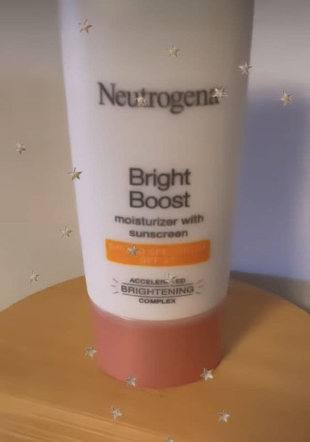 Neutrogena Bright Boost Facial Moisturizer + SPF30 review photo by temptallure