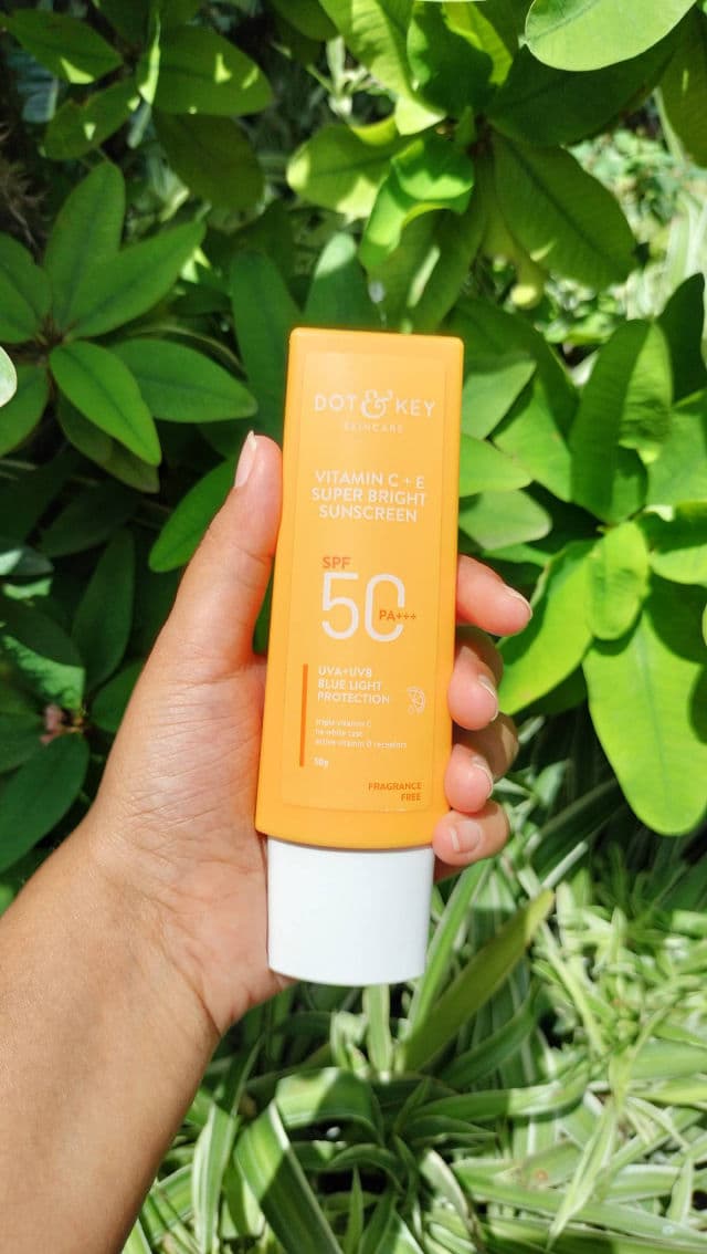 Dot & Key Vitamin C + E Super Bright Sunscreen SPF 50 PA+++ review photo by Sumaiya27