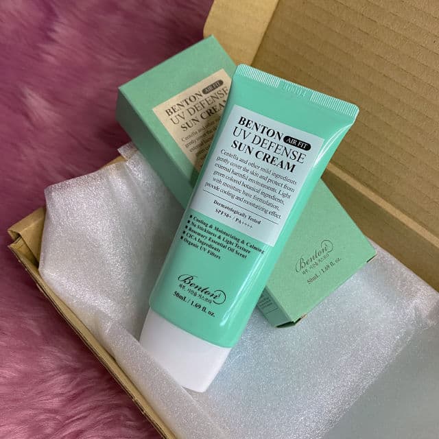 BENTON Air Fit UV Defense Sun Cream SPF 50+ PA++++ review photo by macromakeupbeauty