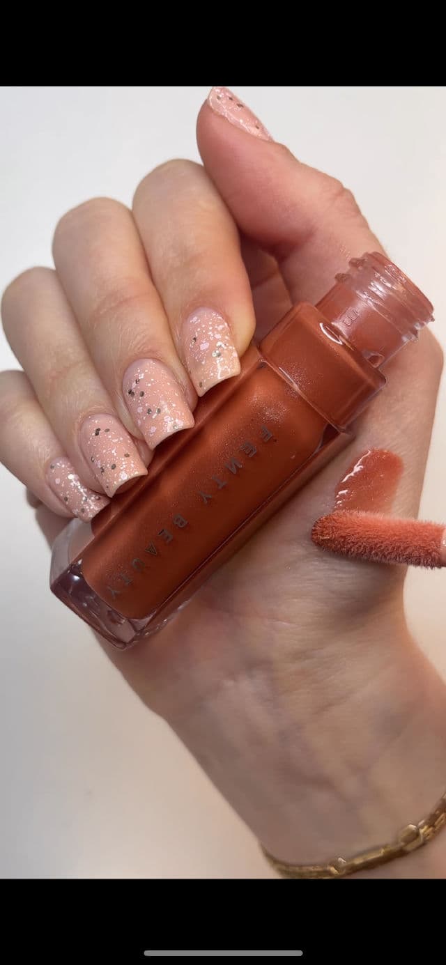 Fenty Beauty Gloss Bomb Universal Lip Luminizer - Sweet Mouth review photo by mafegomezr