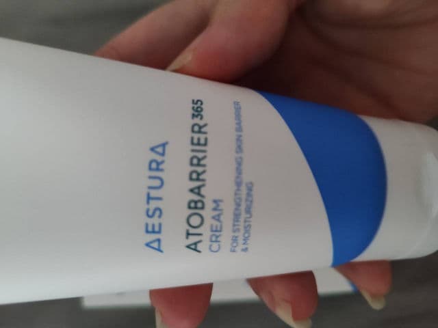 Aestura Atobarrier 365 Cream review photo by Hastalapeinetadetodo