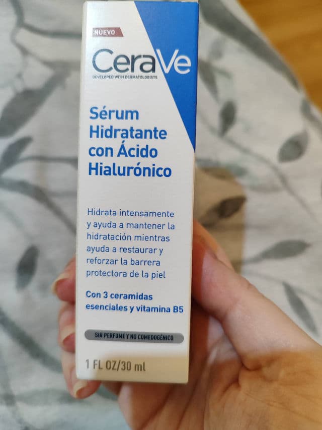 CeraVe Hydrating Hyaluronic Acid Face Serum review photo by Hastalapeinetadetodo