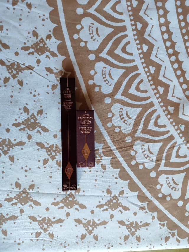 Charlotte Tilbury Stoned Rose review photo by Hastalapeinetadetodo