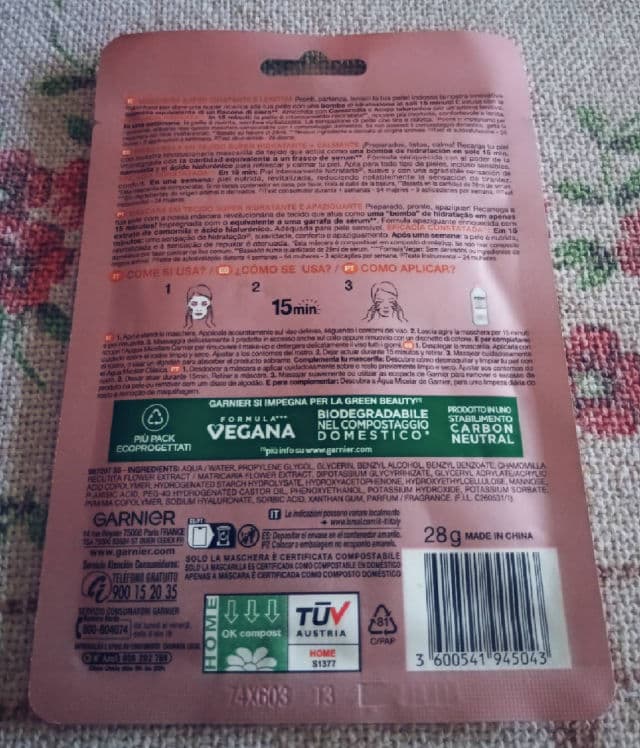 Garnier Camomile Hydrating Face Mask Moisture Bomb review photo by PickyMickys