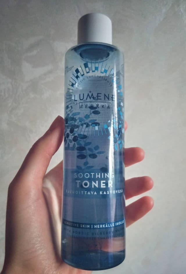 Lumene Herkkä Soothing Toner review photo by PickyMickys