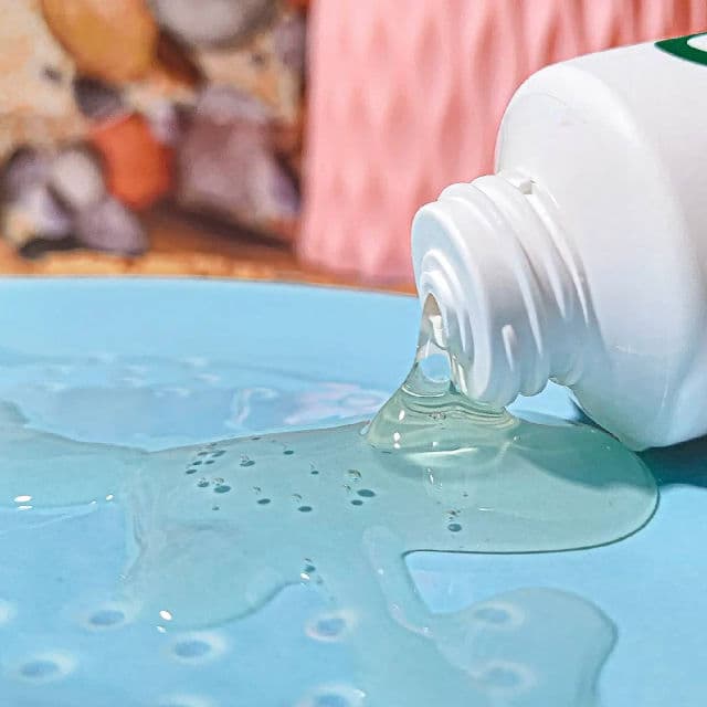 NolaHour Vegan Gel Cleanser review photo by Miss_LunaYee