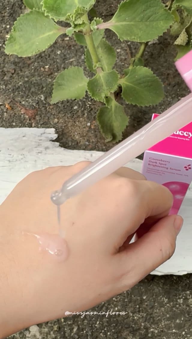 By Juccy Gooseberry Dark Spot Brightening Serum review photo by MissJazzy