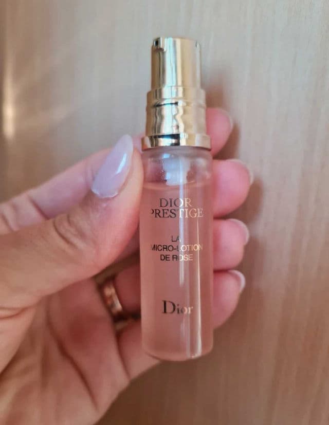 Dior Prestige La Micro-Lotion de Rose review photo by Bebita