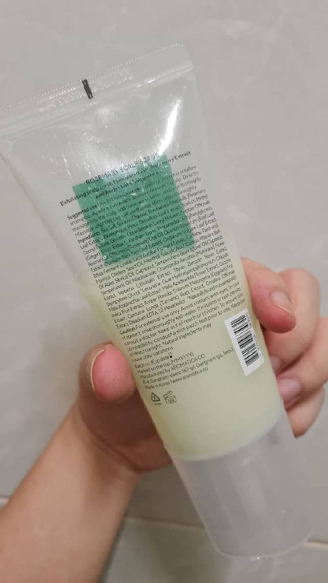 Aromatica Rosemary Scalp Scrub review photo by clementinepulps