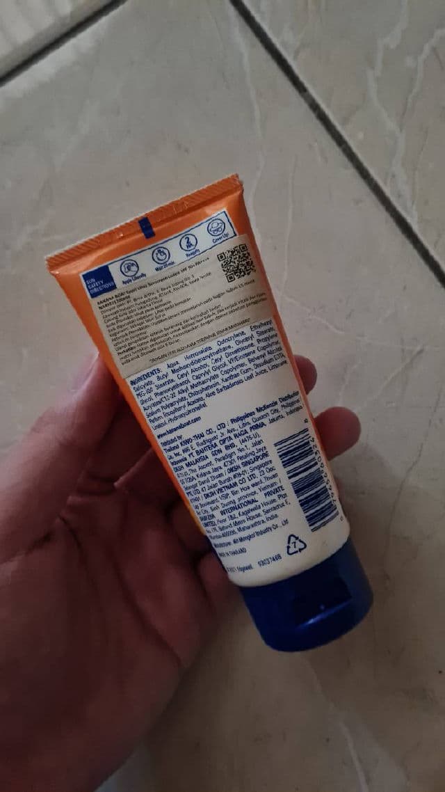 Banana Boat Sport Sunscreen Lotion SPF 50 PA+++ review photo by clementinepulps