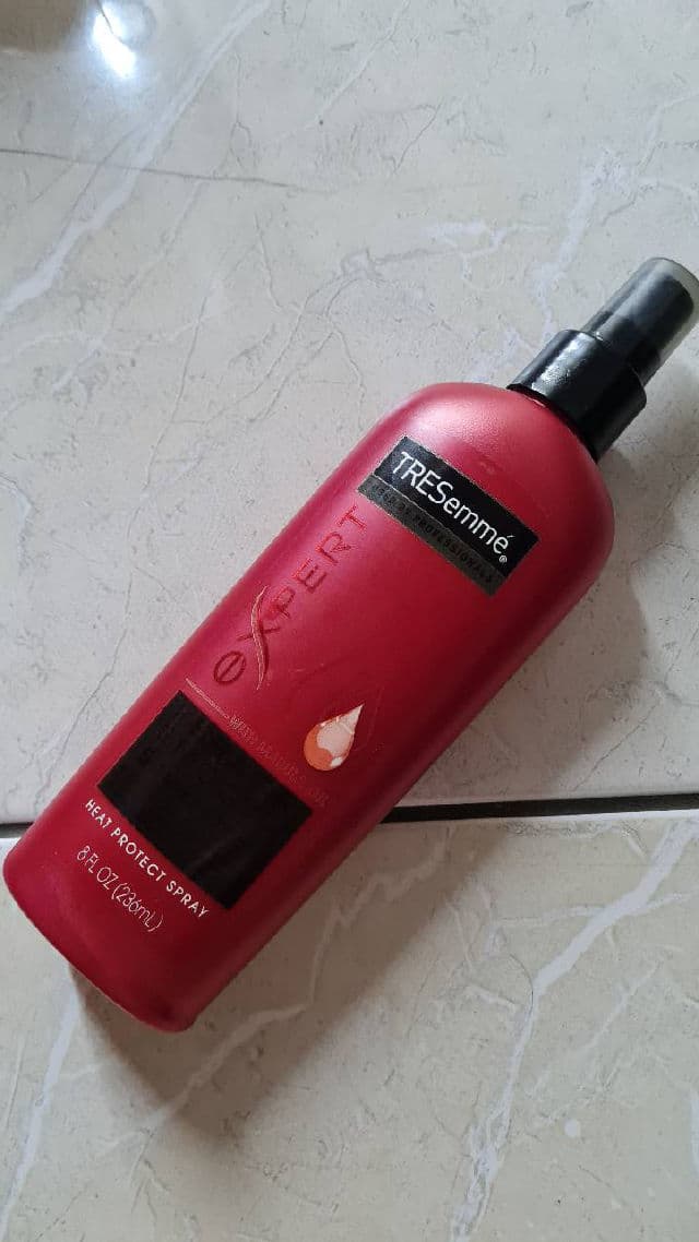 TRESemme Keratin Smooth Heat Protect Spray review photo by clementinepulps