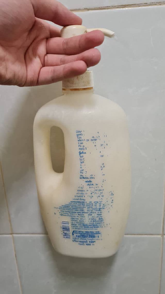 Johnson's Baby Soap review photo by clementinepulps