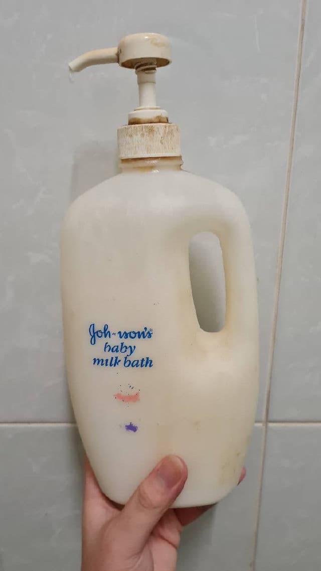 Johnson's Baby Soap review photo by clementinepulps