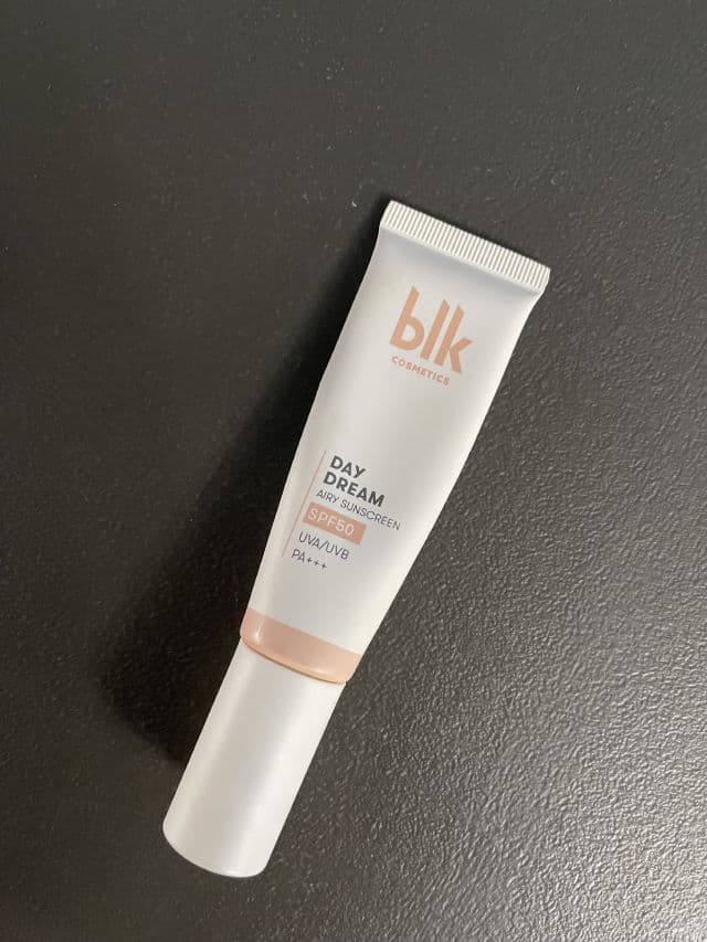 BLK Cosmetics Daydream Sheer Sunscreen SPF 50 PA+++ review photo by pickytricia