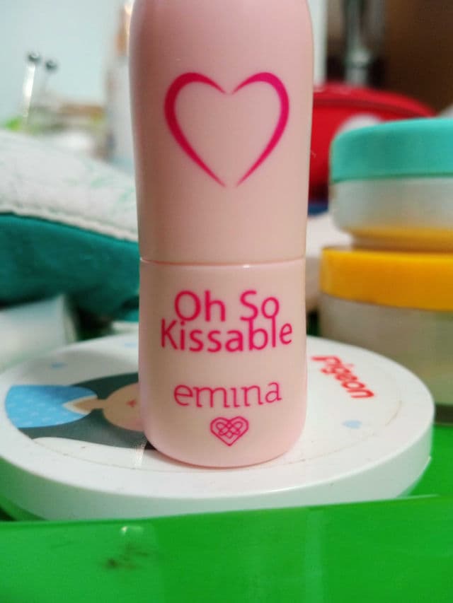 Emina Oh So Kissable Lip Balm review photo by roseareara