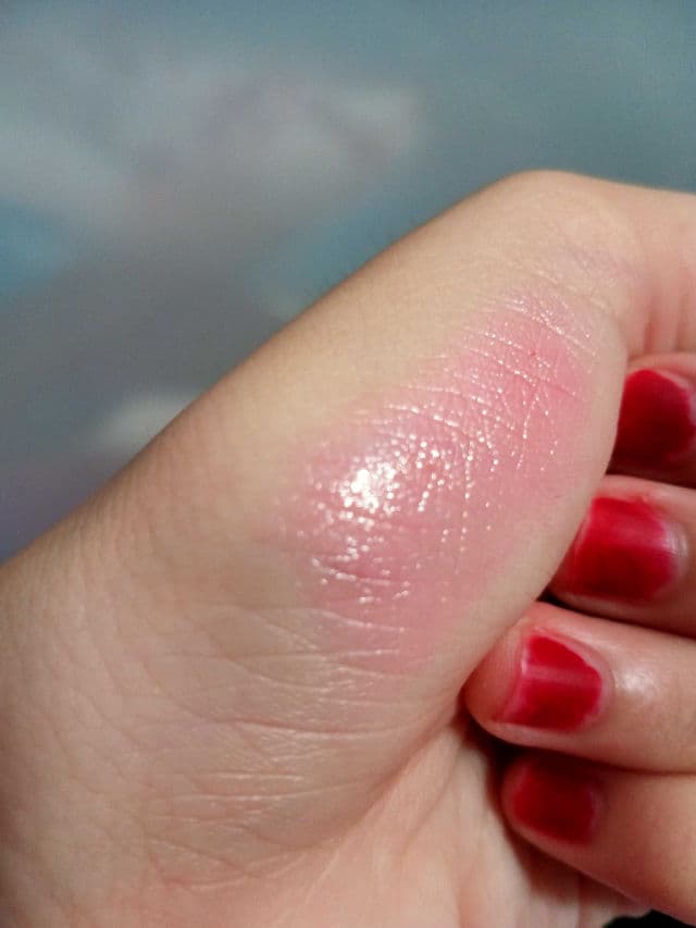 Emina Oh So Kissable Lip Balm review photo by roseareara