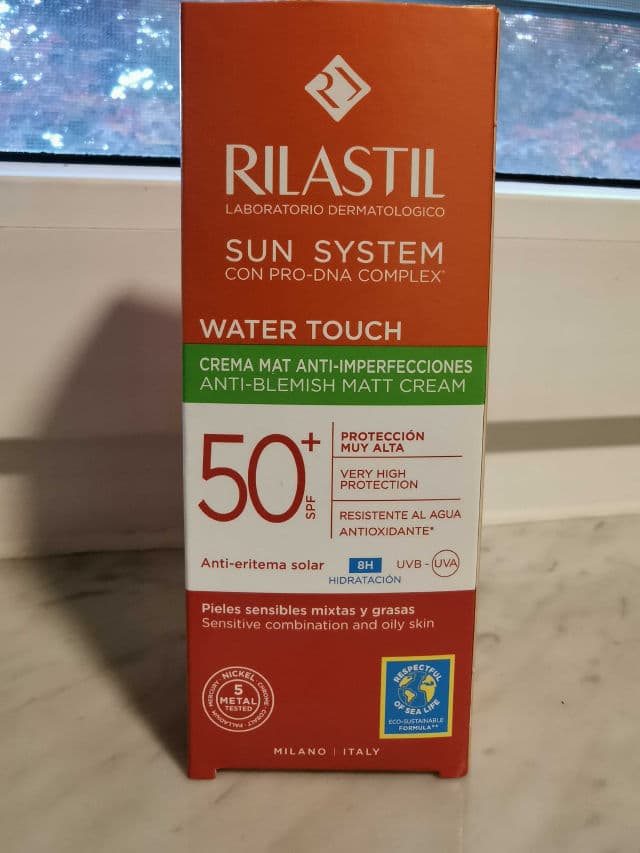 Rilastil Sun System Water Touch Matt Cream SPF 50+ review photo by Wendy6