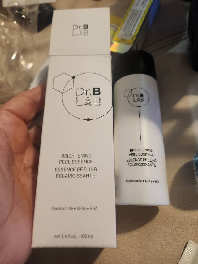 Dr. Brandt Dr. B Lab Brightening Peel Essence review photo by Maricusa15
